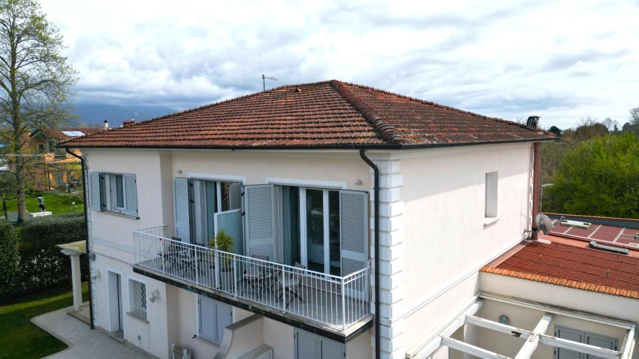 La Brise Hotel Marina di Pietrasanta Exterior photo